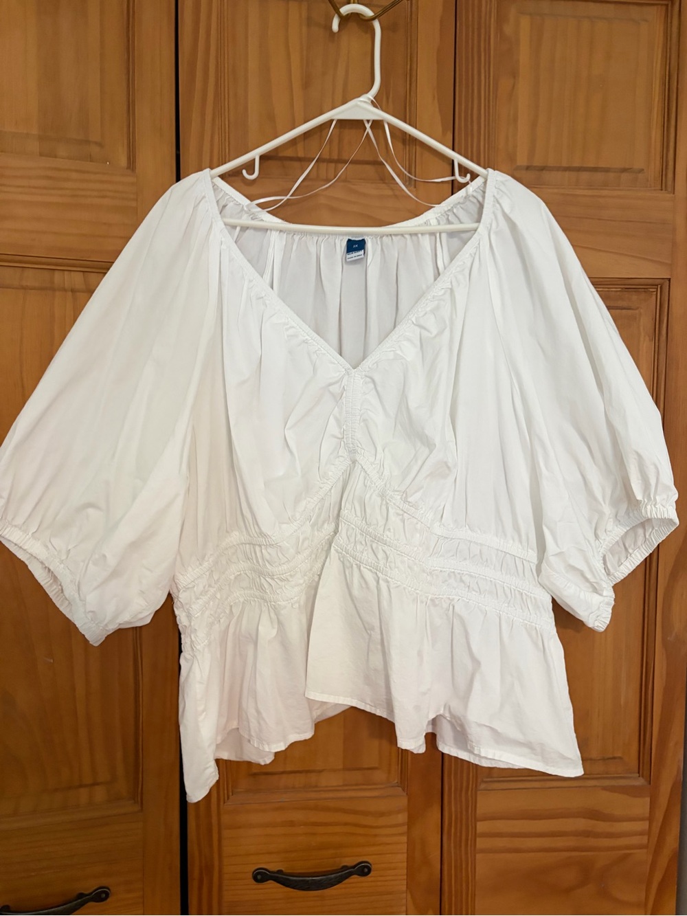 Old Navy White Peasant Blouse with Smocked Waist 3X
